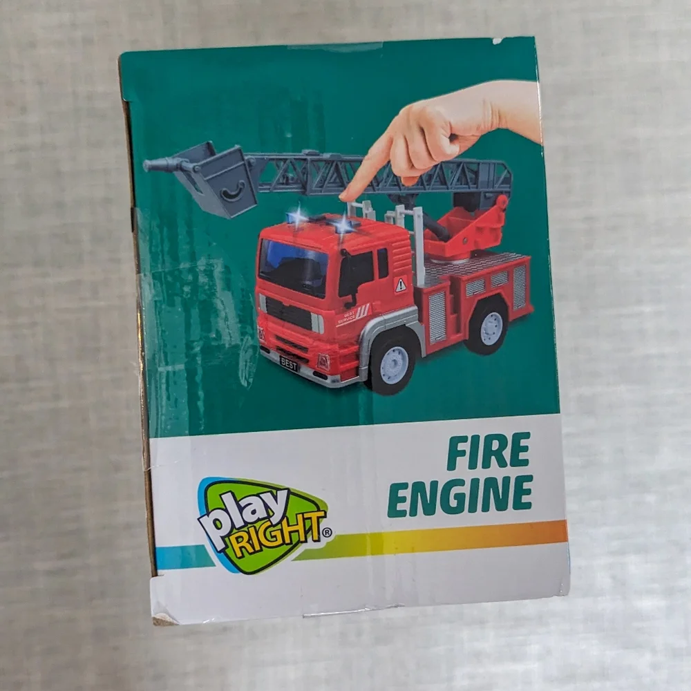 Play Right | Fire Engine with Lights & Sounds | Age 3+ - Picture 3 of 6